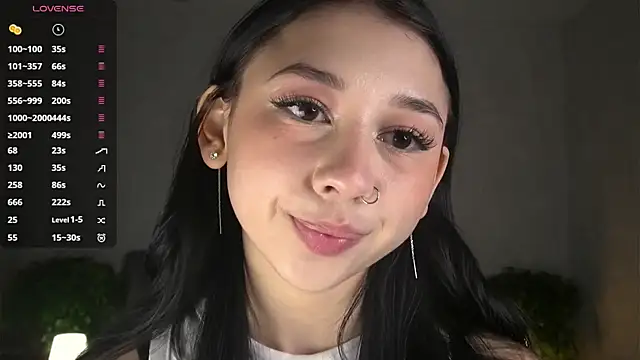 AislyEmbury online show from 10.15.25