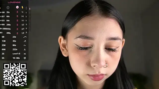 AislyEmbury online show from 11.08.25