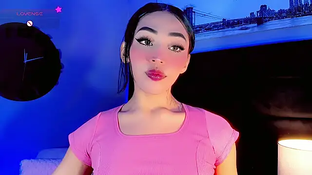 Snapshot of Valery_Sophiia chatting on 02.07.25 Valery Sophiia online show from 02.07.25