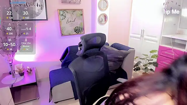 Dakota Faning online show from 01.23.25