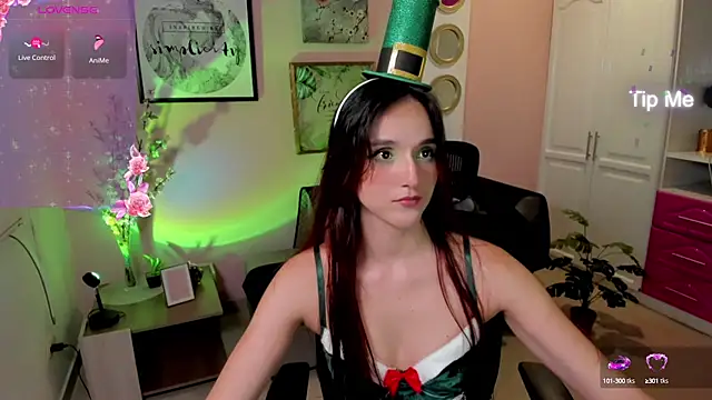 Dakota Faning online show from 03.15.25