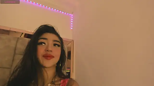 Oliviaa Evans online show from 04.11.26