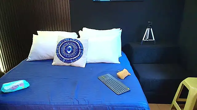 Aaron Jassell1 online show from 03.15.25