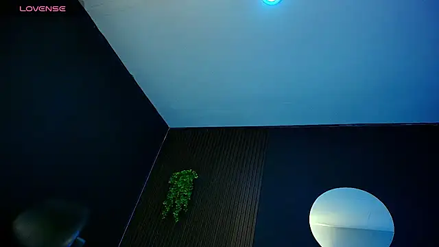 Aaron Jassell1 online show from 10.21.25