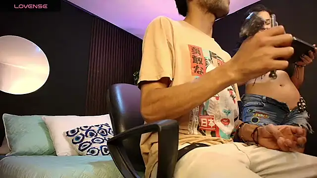 Aaron Jassell1 online show from 11.06.25