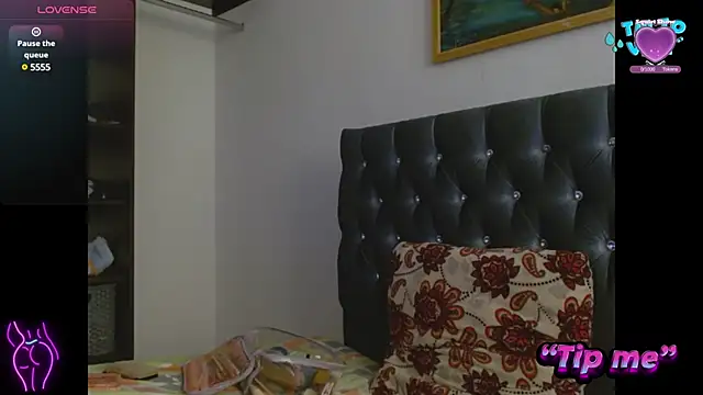 Snapshot of AntonellaAndNoah chatting on 01.11.25 AntonellaAndNoah online show from 01.11.25