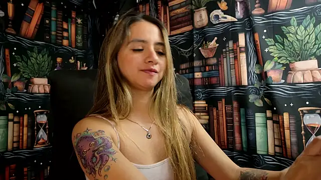 julietta   jackson online show from 02.10.25