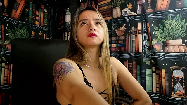 julietta   jackson online show from 02.18.25