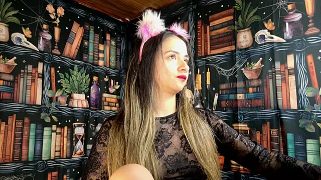 Snapshot of julietta___jackson chatting on 02.23.26 julietta jackson online show from 02.23.26