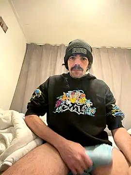 wolfwhite95 online show from 11.17.25