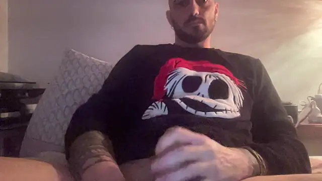 Snapshot of alessandromori91 chatting on 02.18.26 alessandromori91 online show from 02.18.26