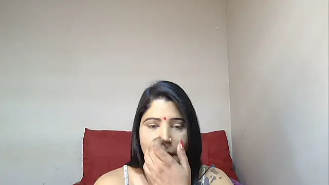 Snapshot of XIndianintimacy chatting on 01.05.25 XIndianintimacy online show from 01.05.25