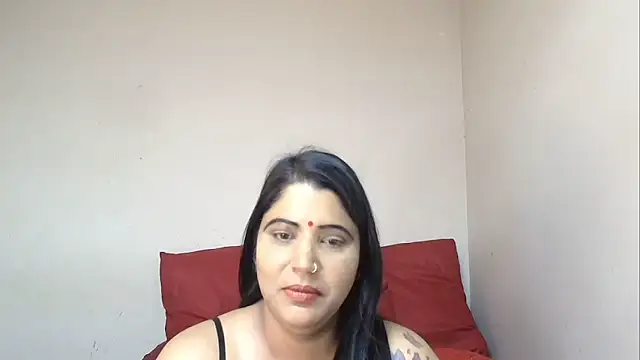 Snapshot of XIndianintimacy chatting on 01.19.25 XIndianintimacy online show from 01.19.25