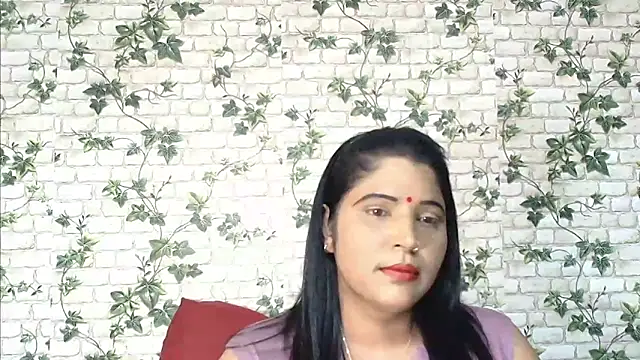 Snapshot of XIndianintimacy chatting on 02.13.25 XIndianintimacy online show from 02.13.25