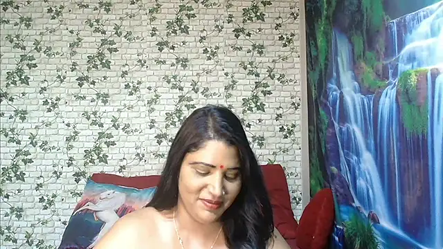 Snapshot of XIndianintimacy chatting on 03.08.25 XIndianintimacy online show from 03.08.25