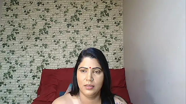 Snapshot of XIndianintimacy chatting on 09.11.25 XIndianintimacy online show from 09.11.25