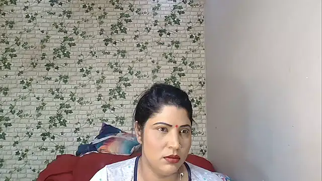Snapshot of XIndianintimacy chatting on 09.13.25 XIndianintimacy online show from 09.13.25