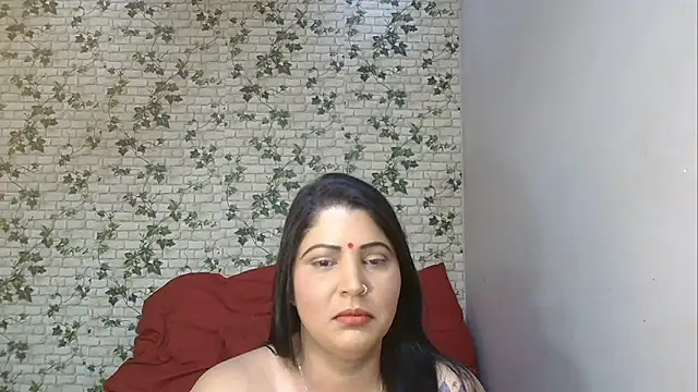 Snapshot of XIndianintimacy chatting on 09.25.25 XIndianintimacy online show from 09.25.25