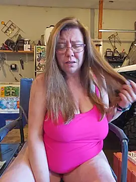 MsShelby40 online show from 06.19.26
