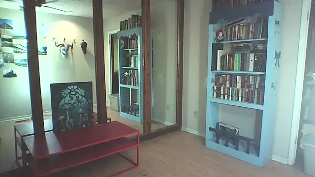 Big-Tits-McGee online show from 10.23.25