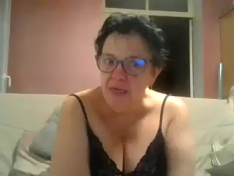 Vandeae44 online show from 12.23.24