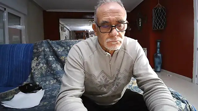 Snapshot of maduroguapo chatting on 01.08.25 maduroguapo online show from 01.08.25