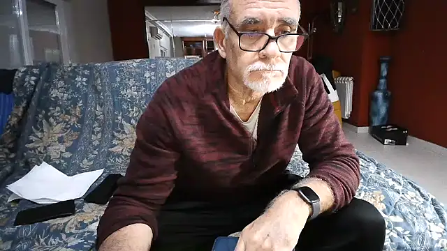 Snapshot of maduroguapo chatting on 01.18.25 maduroguapo online show from 01.18.25