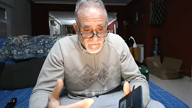 Snapshot of maduroguapo chatting on 01.30.25 maduroguapo online show from 01.30.25