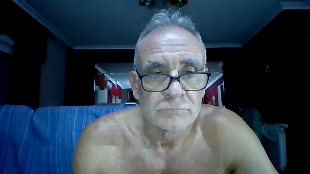 Snapshot of maduroguapo chatting on 09.11.25 maduroguapo online show from 09.11.25