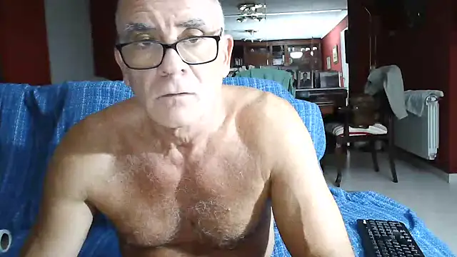Snapshot of maduroguapo chatting on 09.14.25 maduroguapo online show from 09.14.25