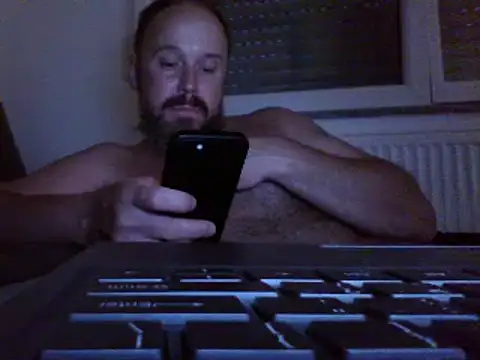 Snapshot of FROL83 chatting on 07.08.26 FROL83 online show from 07.08.26