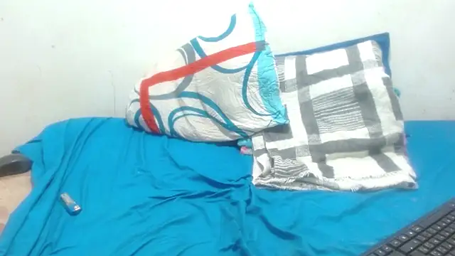 damian bottom bigcock online show from 10.25.25