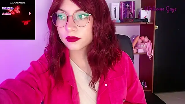 Snapshot of Celeste_Ford_18 chatting on 11.12.25 Celeste Ford 18 online show from 11.12.25