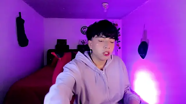 AnggelONfiree online show from 12.21.25