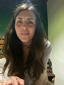 Snapshot of isadelasestrellas chatting on 10.08.25 isadelasestrellas online show from 10.08.25