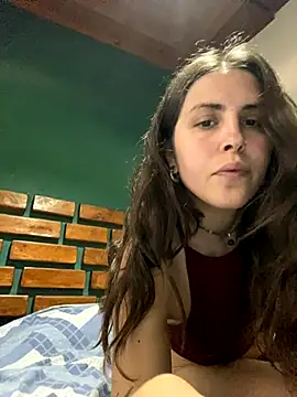 Snapshot of isadelasestrellas chatting on 11.13.25 isadelasestrellas online show from 11.13.25