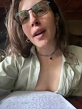 Snapshot of isadelasestrellas chatting on 02.12.26 isadelasestrellas online show from 02.12.26