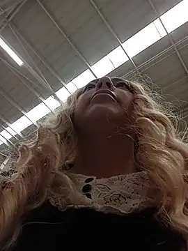 madelaine- online show from 02.14.26