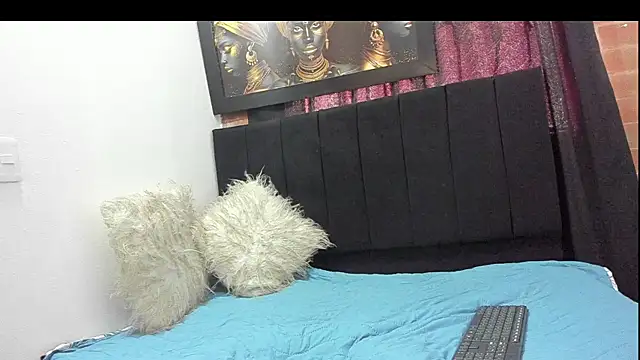 Evaaross 2345 online show from 02.12.25