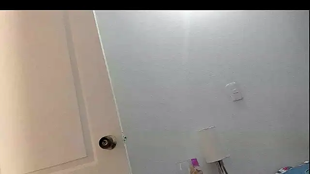 Evaaross 2345 online show from 02.13.25