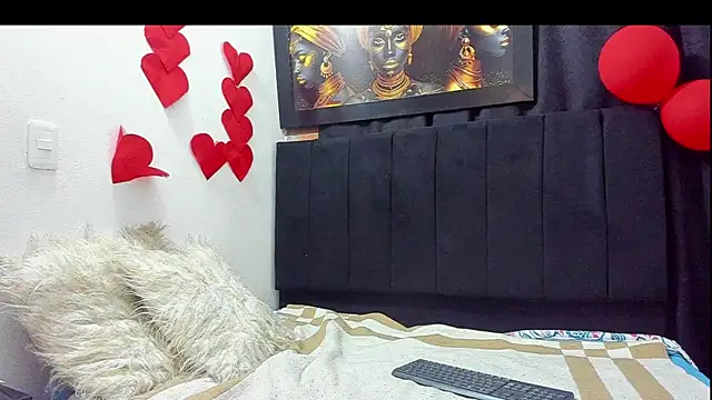 Evaaross 2345 online show from 03.01.25