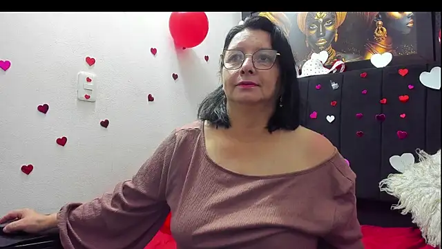 Evaaross 2345 online show from 02.12.26