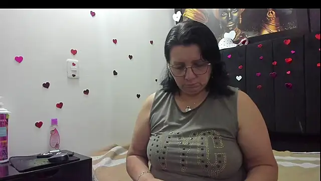 Evaaross 2345 online show from 02.22.26