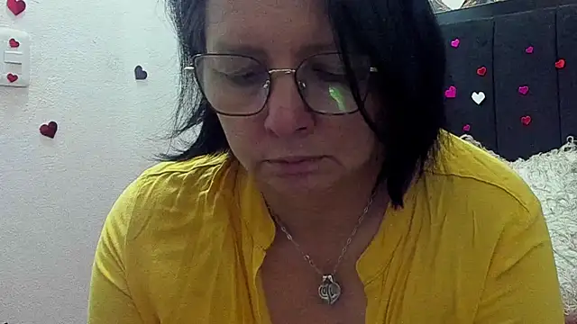 Evaaross 2345 online show from 05.18.26