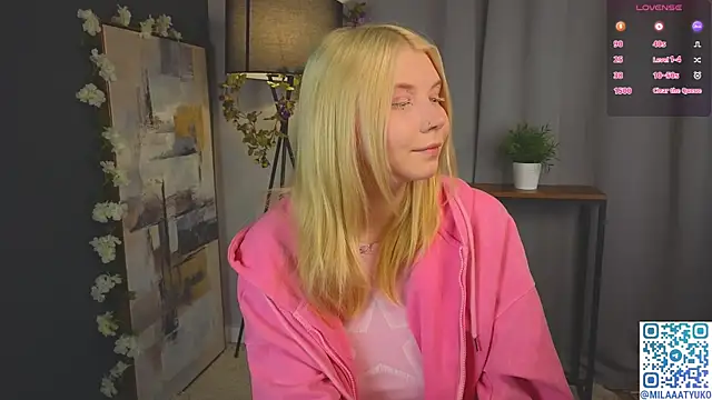 Snapshot of DaisyElmers chatting on 01.27.25 DaisyElmers online show from 01.27.25