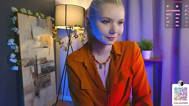 Snapshot of DaisyElmers chatting on 02.03.25 DaisyElmers online show from 02.03.25