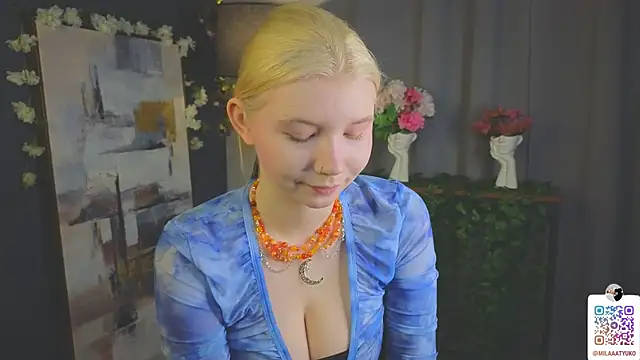 Snapshot of DaisyElmers chatting on 02.16.25 DaisyElmers online show from 02.16.25