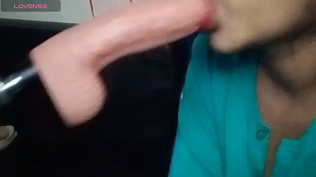 Snapshot of Sheela_oshovadi chatting on 03.19.25 Sheela oshovadi online show from 03.19.25