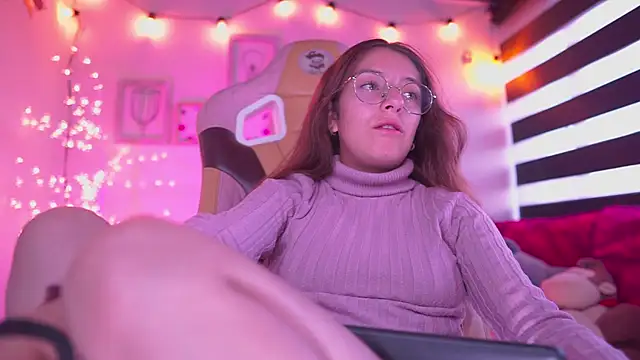 milly kenner online show from 12.10.24