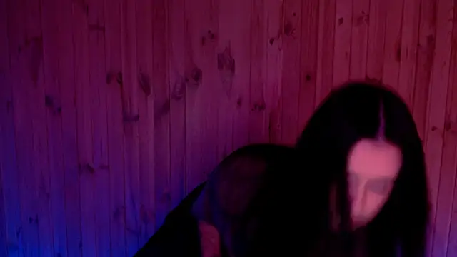 Snapshot of AlisaLink chatting on 10.13.25 AlisaLink online show from 10.13.25